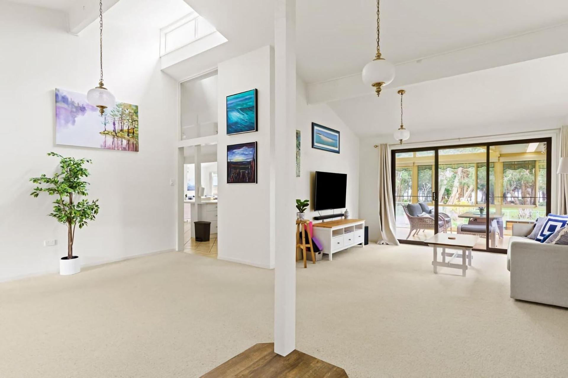 Waterfront Pet Friendly Abode Nsw Holiday home *